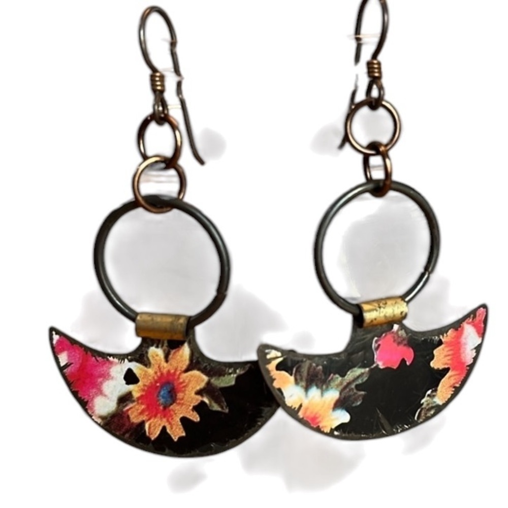 Lightweight vintage tin earrings